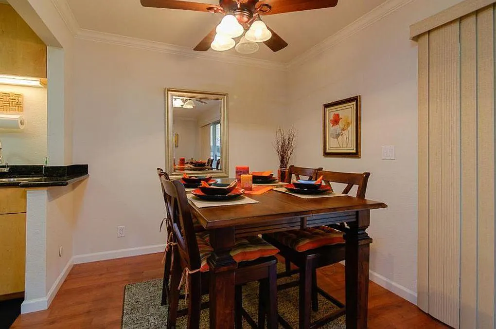 225 Kiely Boulevard — Photo 3