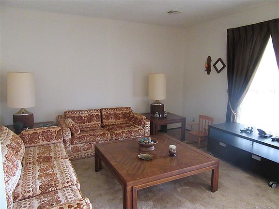 2nd image of 1929 Green Meadows Dr