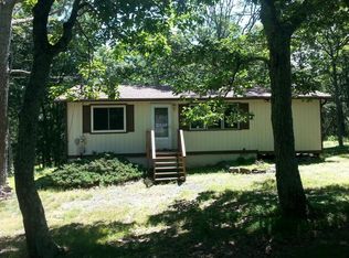 59 Bluebird Dr, Bushkill, PA