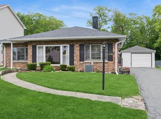 230 Grant St, Downers Grove, IL 60515