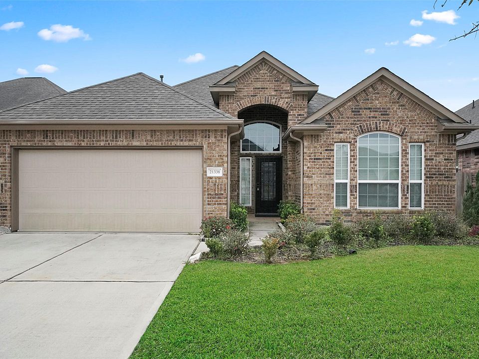 1st image of 21338 Shadbush Ave