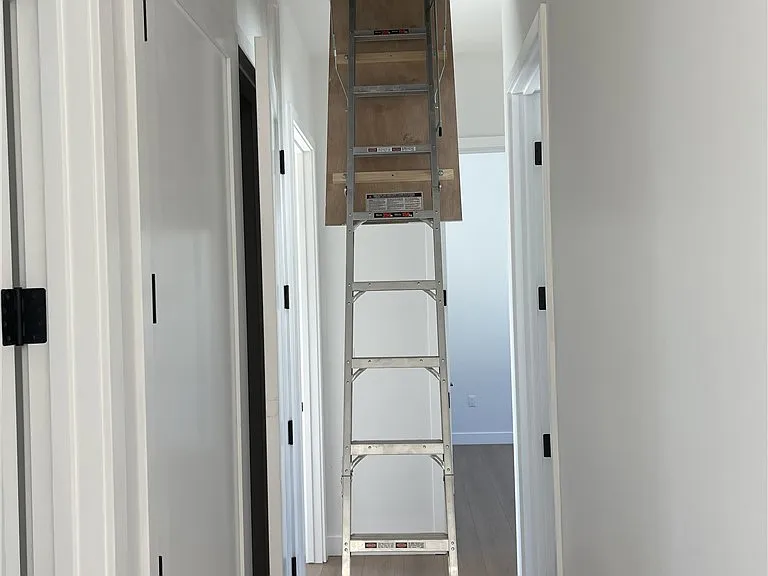 9626 Stonehurst Ave — Photo 25