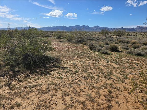 4th image of 2291 S Santa Maria Rd