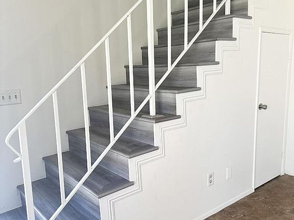 4th image of 1555 E Fairfield Ct APT 3