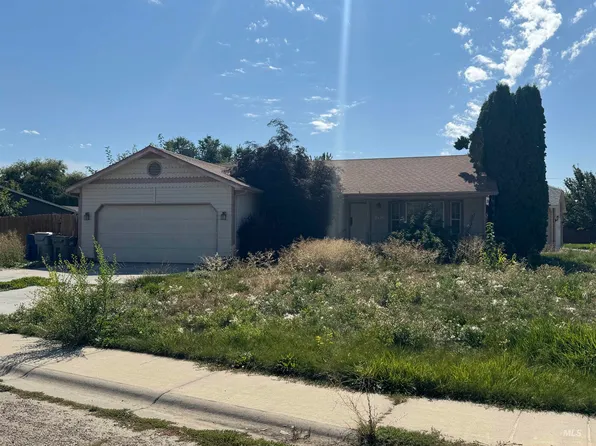 2425 Sagittarius Dr, Nampa, ID 83651