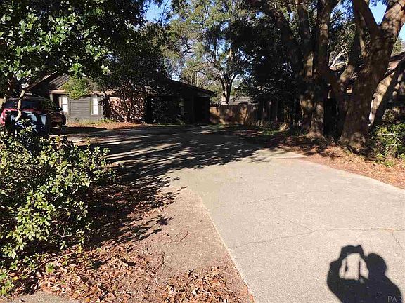 3rd image of 3147 Cedarwood Village Ln
