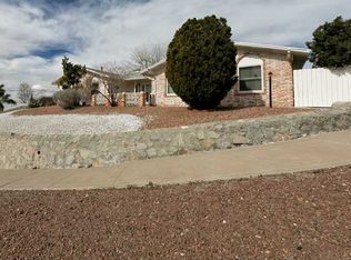 213 Lomont Dr, El Paso, TX 79912