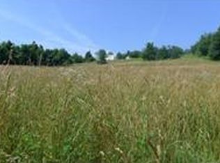 419 Sunnyhill Rd, Lunenburg, MA 01462