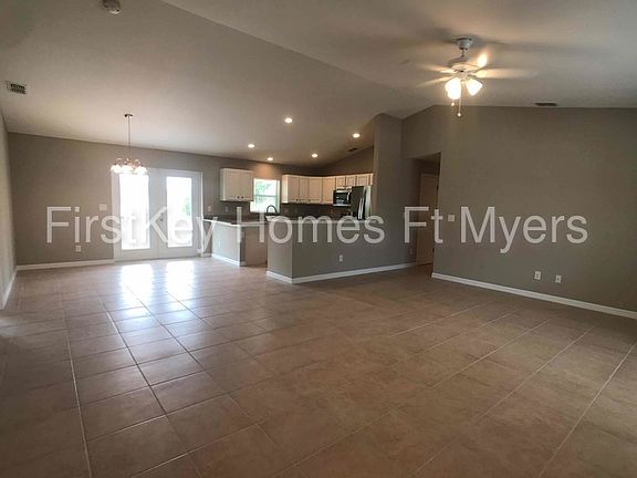 5th image of 10387 Grail Ave
