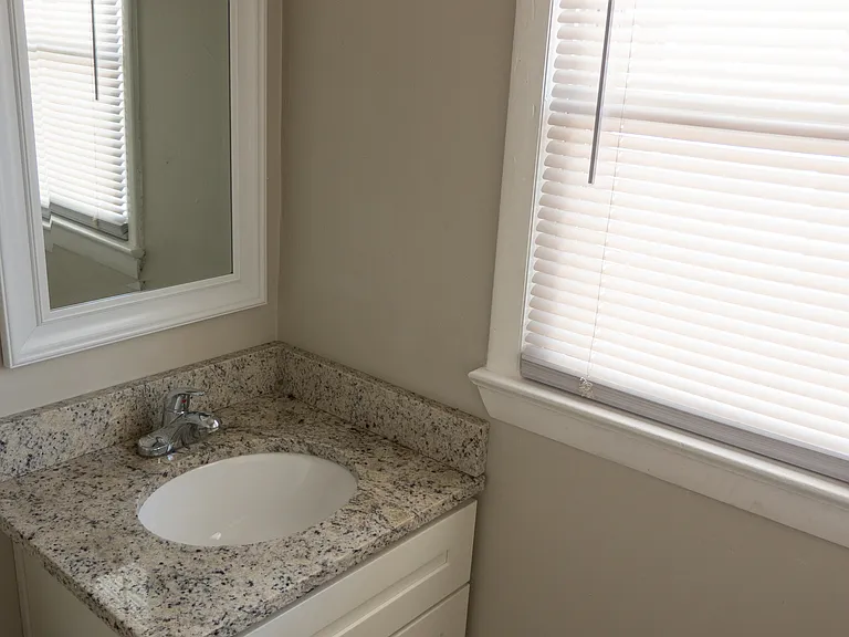 1250 Little Bay Ave #5 — Photo 13