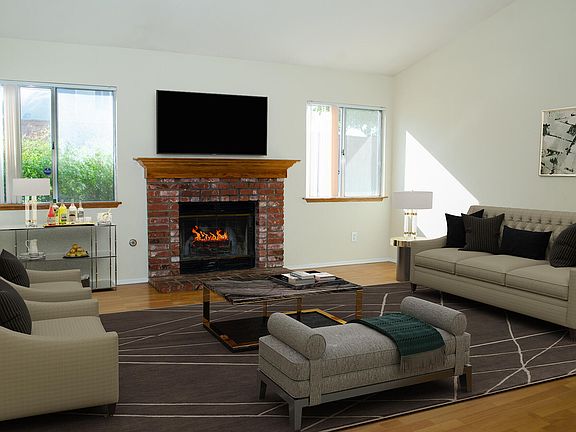 4th image of 37255 Dawson Dr