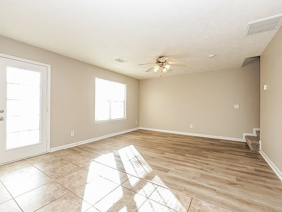 4th image of 269 Mary Joe Martin Dr