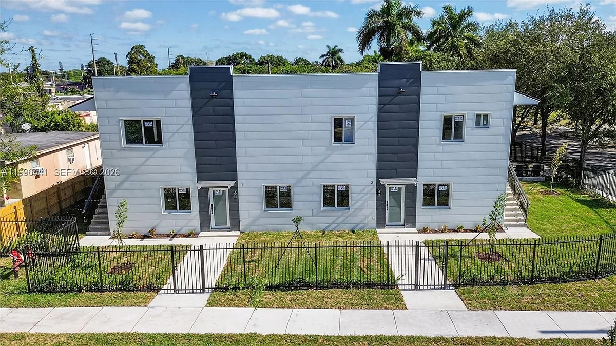 Building Photo - 1515 N Redland Rd #1