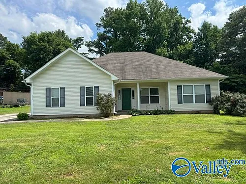 1386 Harvest Rd Photo 1