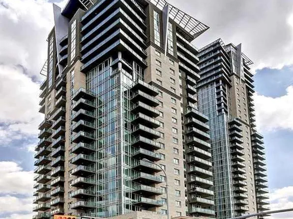 210 S 15th Ave SE #1303, Calgary, AB T2G 0B5