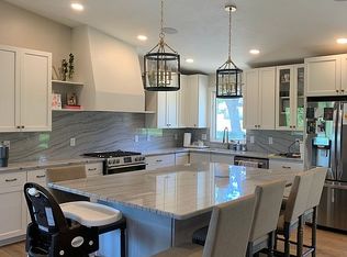 4701 S Yellowstone Ln, Sioux Falls, SD 57105