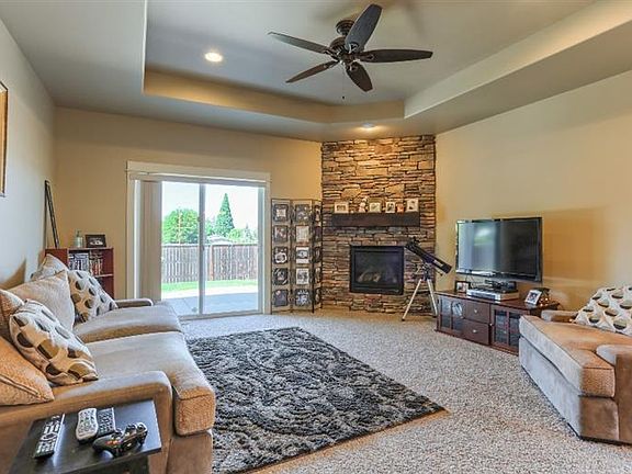4th image of 1870 Windward Dr