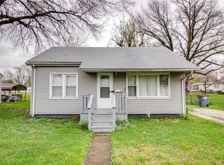 103 Roberts St, Jerseyville, IL 62052