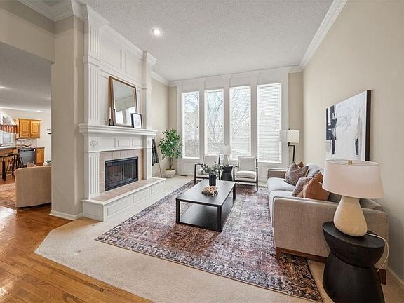 4th image of 14115 Parkhill St