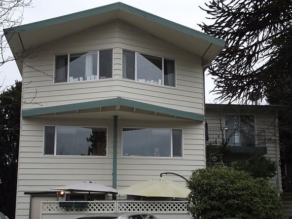 3rd image of 6538 2nd Ave NE