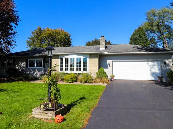 303 Scenic Dr, Horseheads, NY 14845
