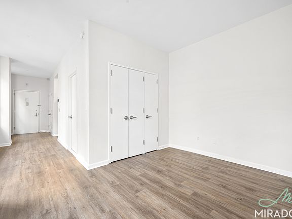 3rd image of 15 Park Row APT 25c