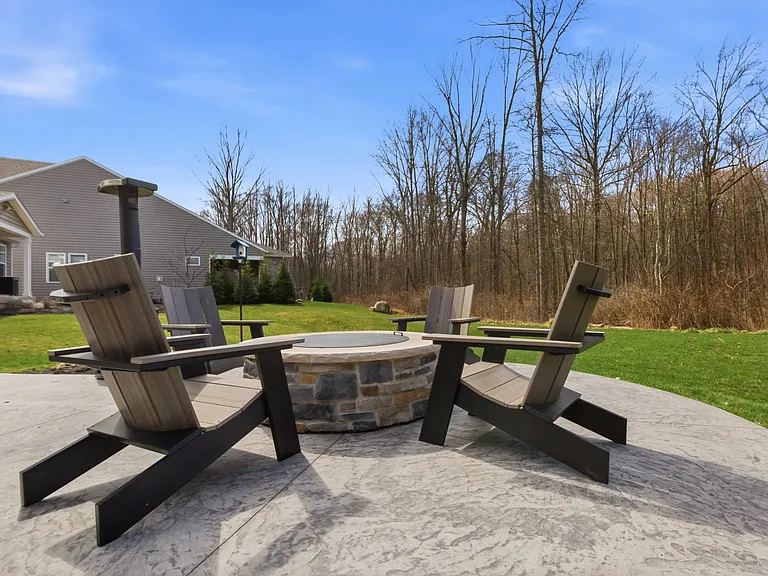 4650 Crocker Woods Ln — Photo 36