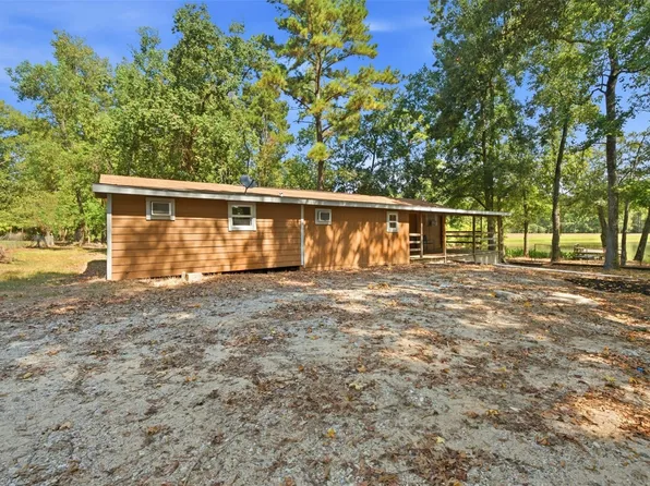 15436 Zachary Taylor Rd, Willis, TX 77378