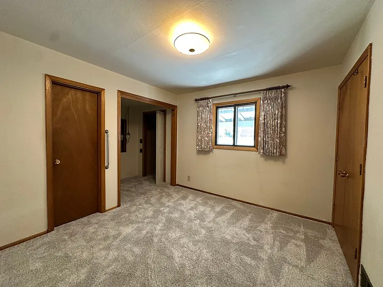 61456 SE Brosterhous Rd — Photo 12