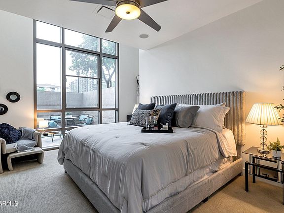 2nd image of 15215 N KIERLAND Boulevard #103
