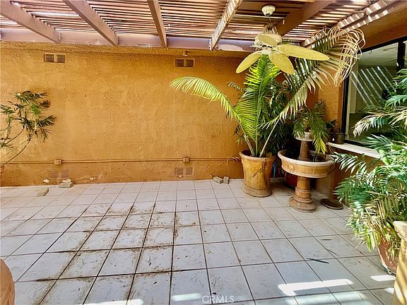 5th image of 32 La Ronda Dr