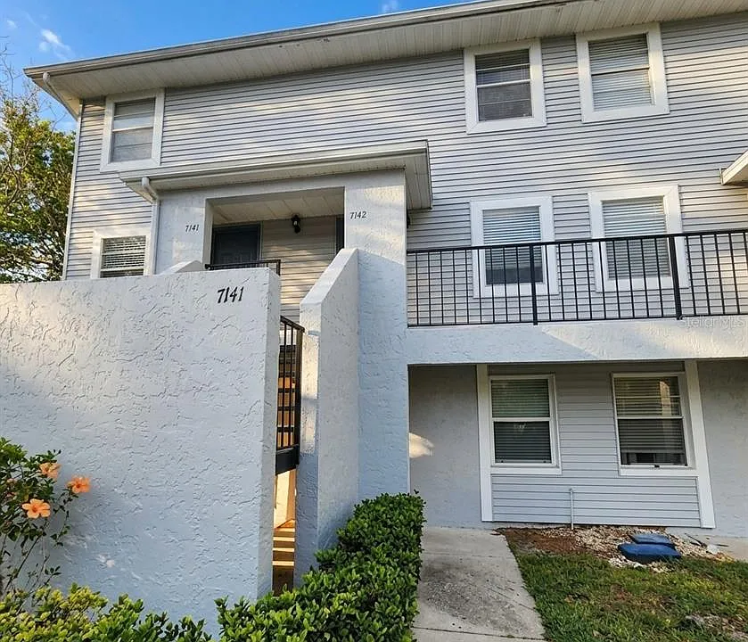 7141 E Bank Dr #7141