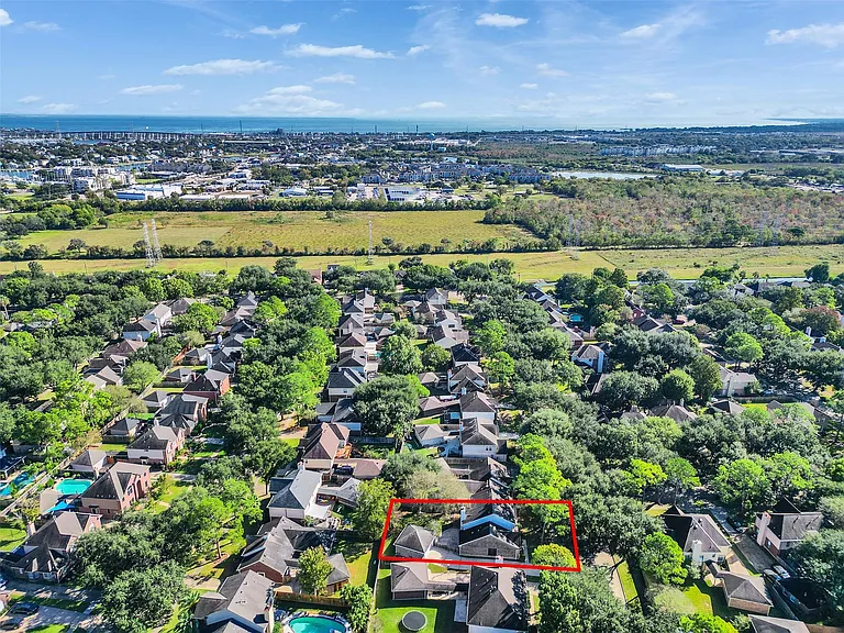 2108 Autumn Cove Dr — Photo 46