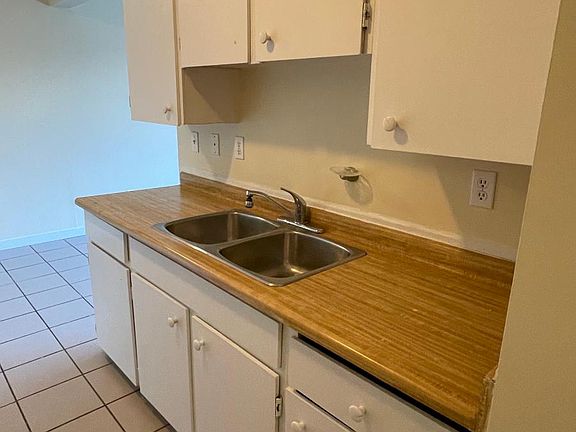 4th image of 8279 29th Ave NW