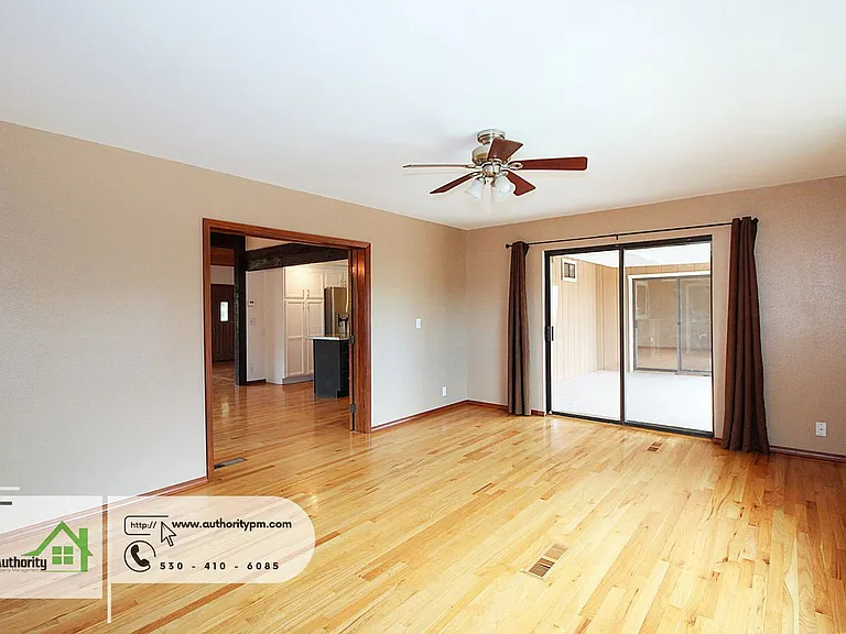 3345 Golden Heights Dr — Photo 12