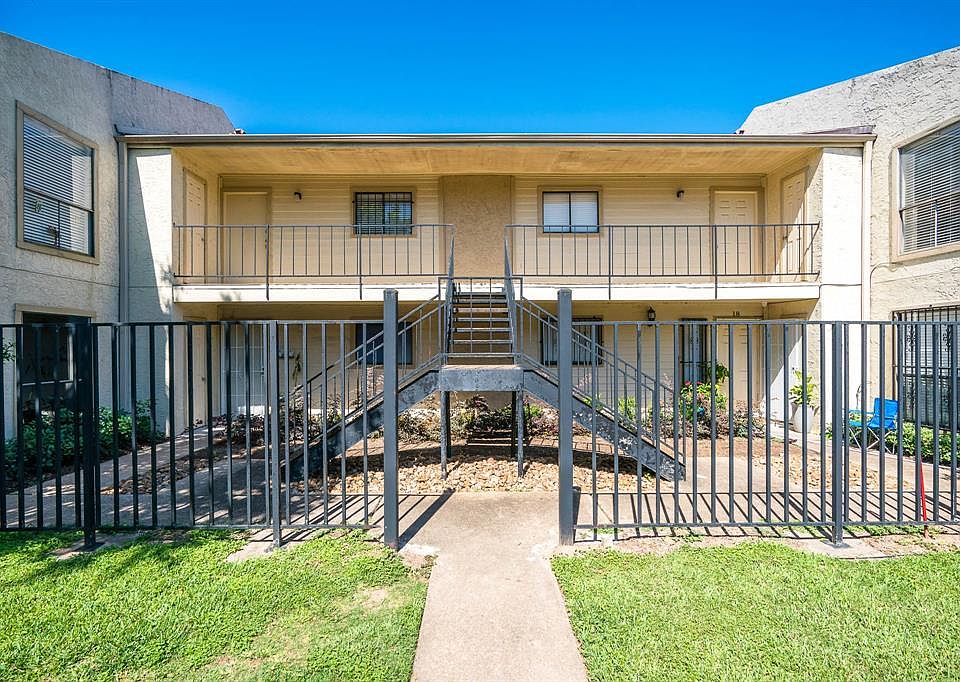 1st image of 10075 Westpark Dr APT 17-C