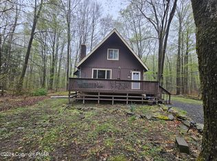 2178 Lehigh Dr, Pocono Lake, PA
