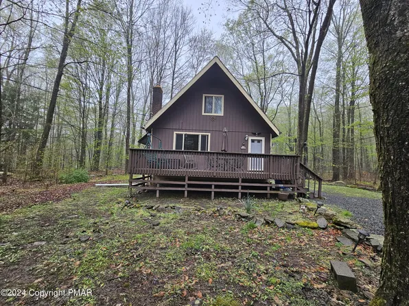 2178 Lehigh Dr, Pocono Lake, PA 18347