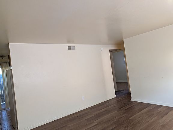 4th image of 350 S Napoleon Ave APT D