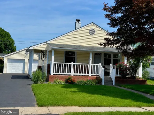 Redwood Ave, Frederick, MD 21701