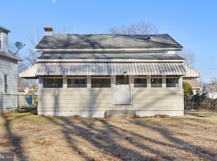 311 Delaware Ave, Delanco, NJ 08075