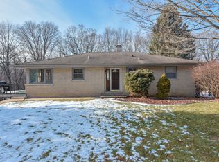 41572 N East Ravine Dr, Zion, IL 60099