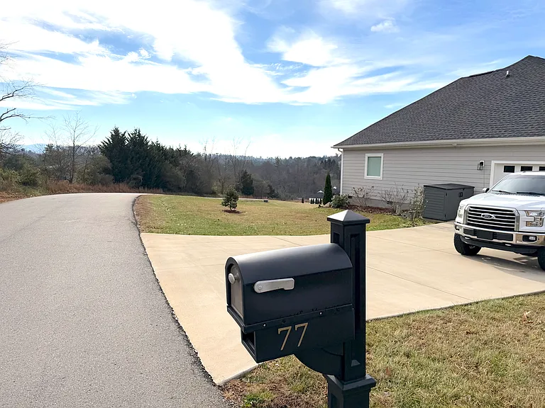 77 Horizon Way — Photo 12