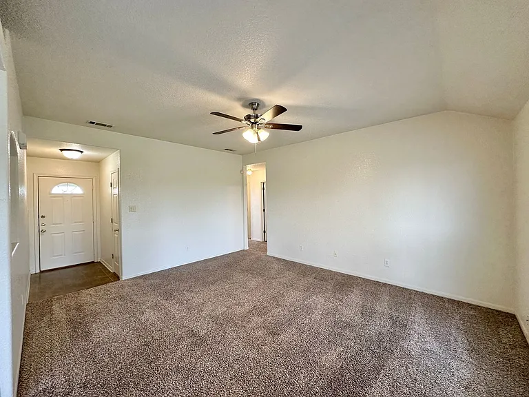 2508 Edgefield St — Photo 6