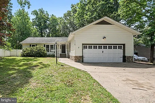 1115 Aquia Dr Photo 1