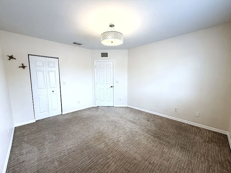 9701 Roundstone Cir — Photo 27