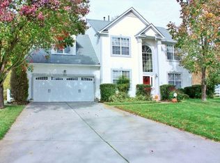 2769 Livingston Loop, Virginia Beach, VA 23456