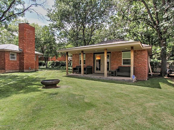 2nd image of 2318 Juniper Dr