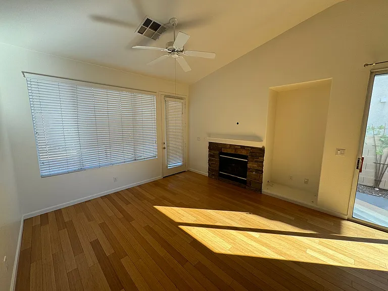 1745 Park Mesa Ln — Photo 3