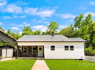 2105 Woodlawn St, Kannapolis, NC 28083